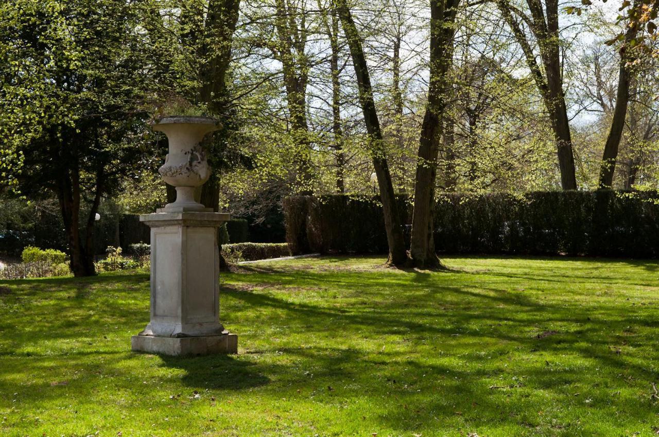 Domaine De Fremigny Hotel Bouray-sur-Juine Eksteriør billede